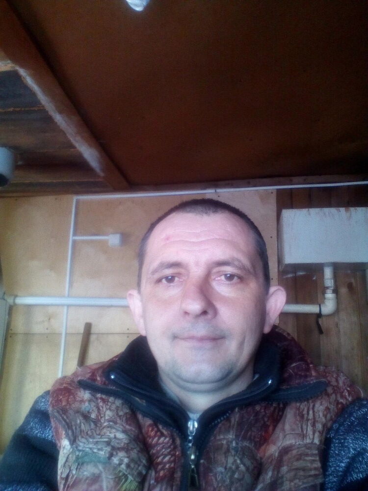  12004847  Nikolai, 43 ,    
