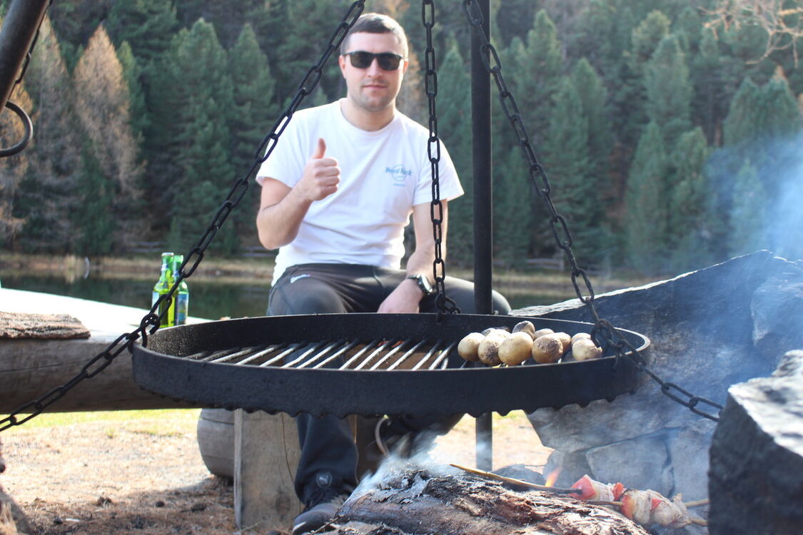  Davos,   Maksym, 37 ,   ,   , c 