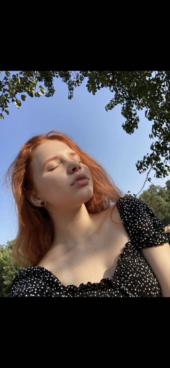 ,   Angelina, 20 ,   ,   