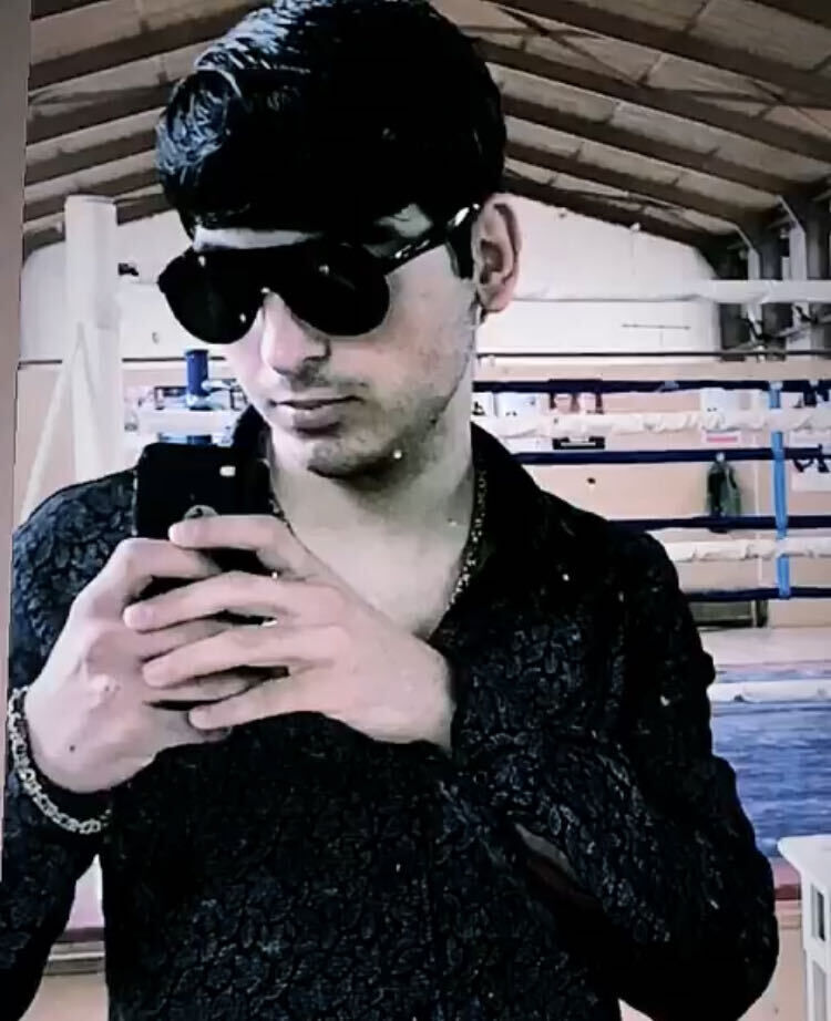  33831287  Sargis, 25 ,    