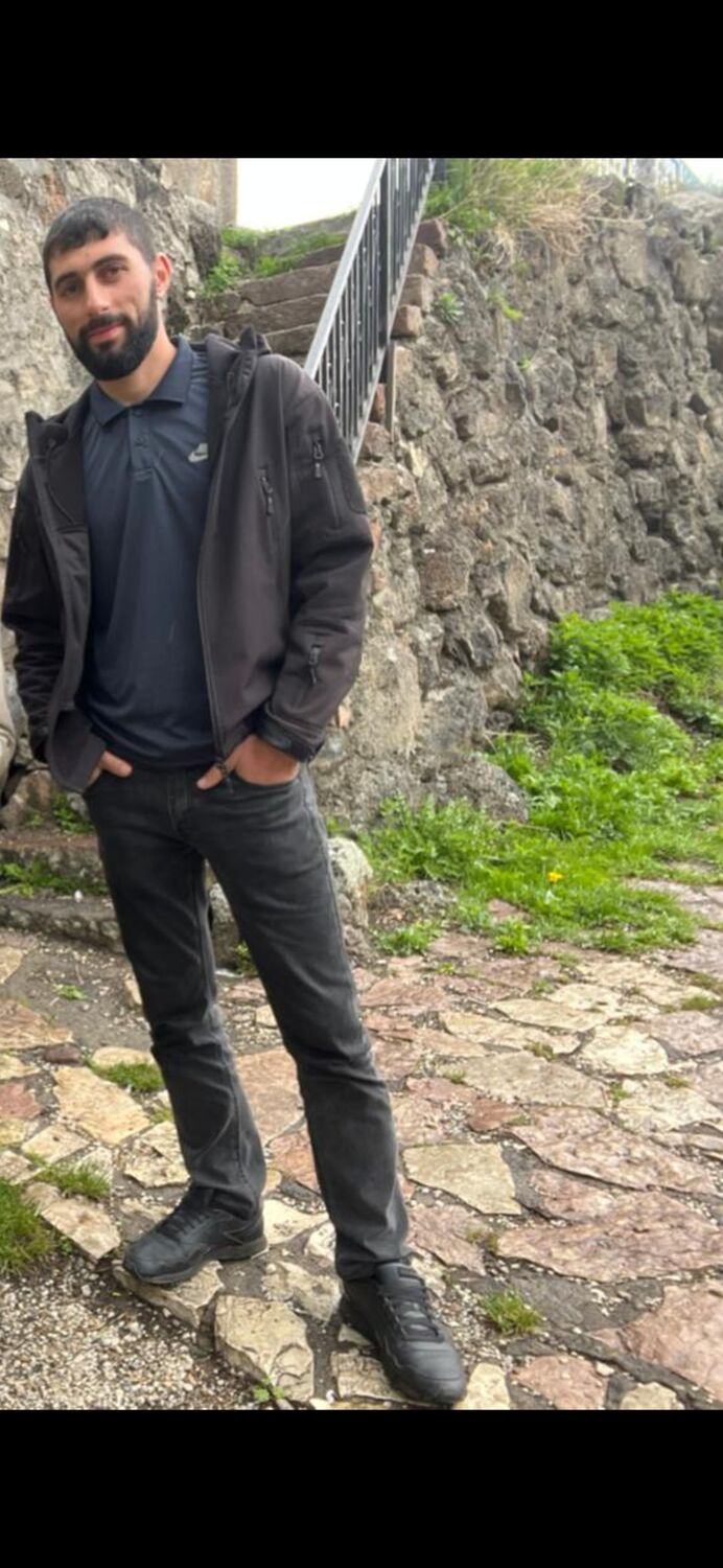  ,   Artur, 31 ,   ,   