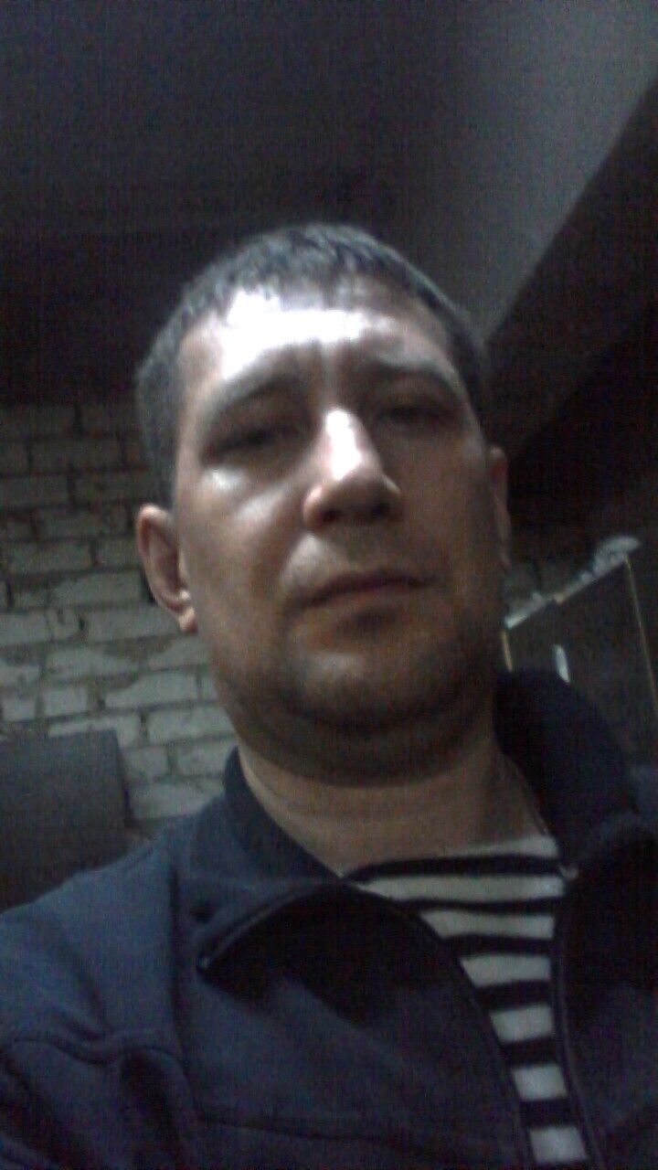  25396637  Vladimir, 45 ,    