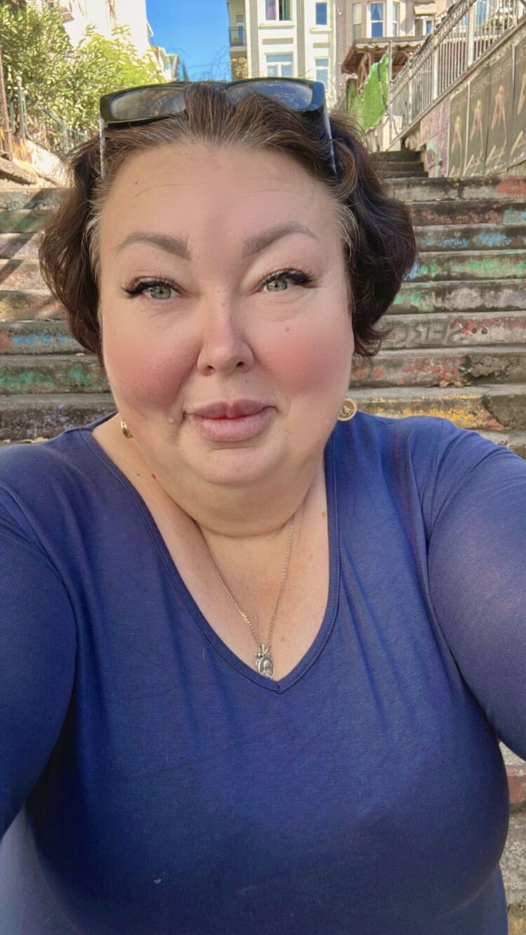  54248037  Elena, 46 ,    Ortakoy