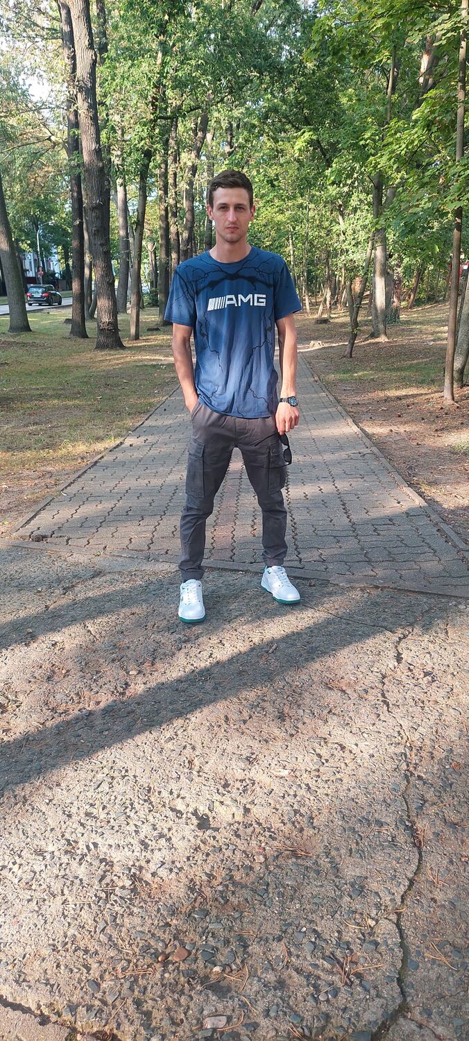  ,   Dimitrian, 26 ,   ,   , c , 