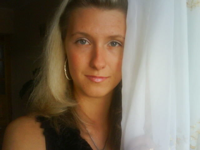  19169647  Yana, 34 ,    