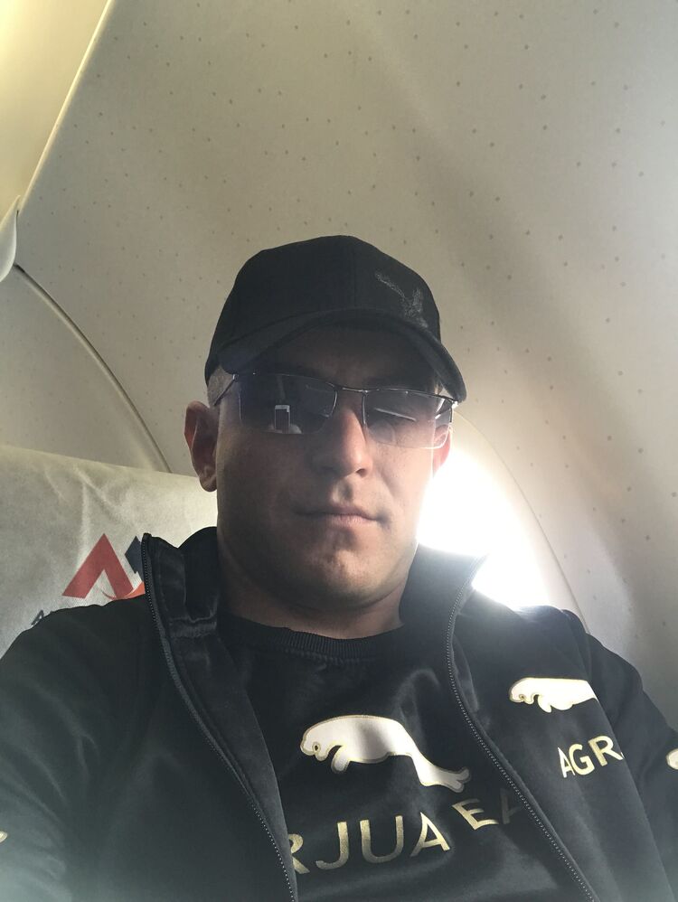  34569307  , 33 ,    