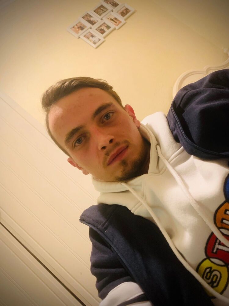  32835727  , 27 ,    