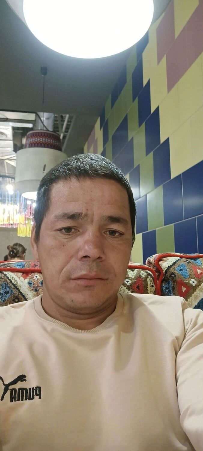 46945617  , 40 ,    