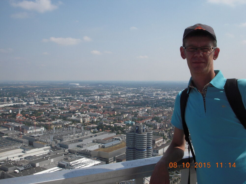  16567827  Aleksandr, 49 ,    