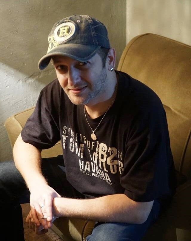  Tel Aviv-Yafo,   Tommy, 47 ,   ,   , c 