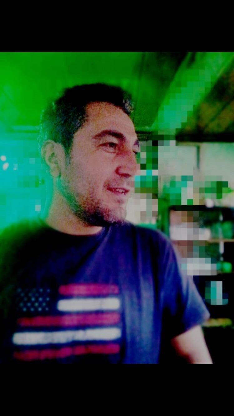  33288147  Denis, 44 ,    Cesme