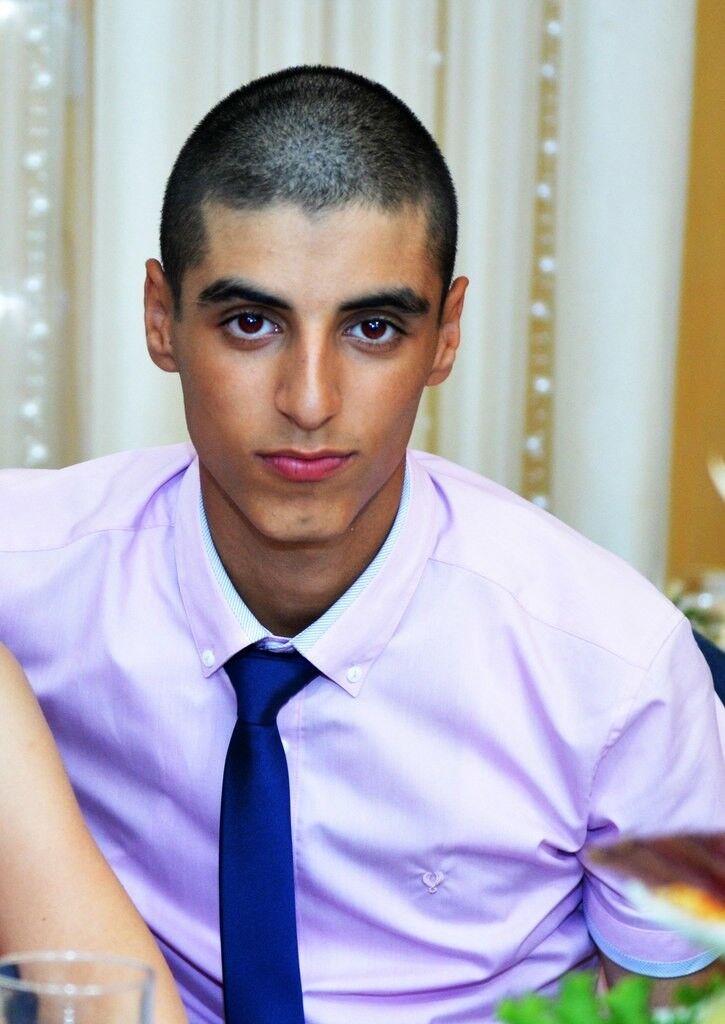  6249447  Vahag, 29 ,    