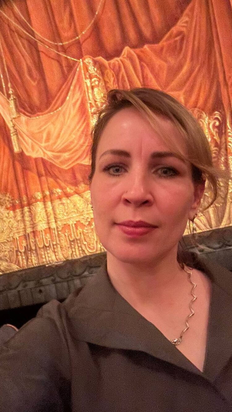  43561957  , 43 ,    -