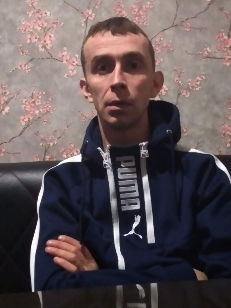  ,   Ivan, 40 ,   ,   , c 