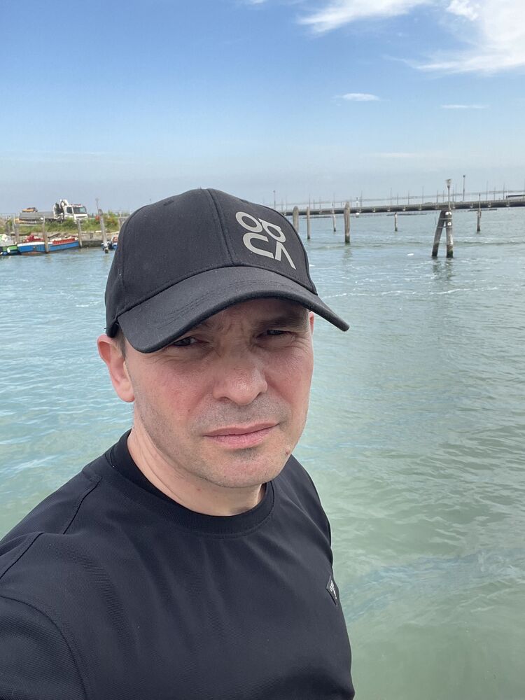 ���� 54233817 ������� Dmitrii, 44 ����, ���� ���������� � Corsico