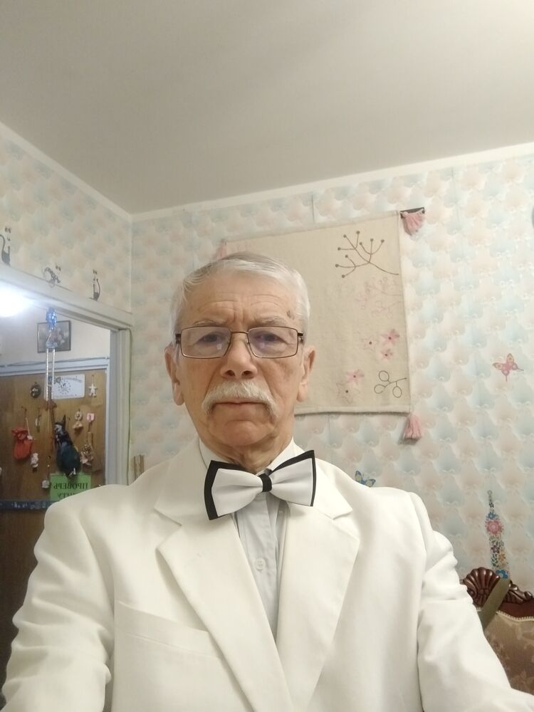  24845657  , 77 ,    