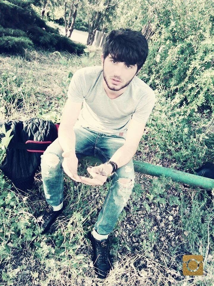  9844837  Nshan, 28 ,    