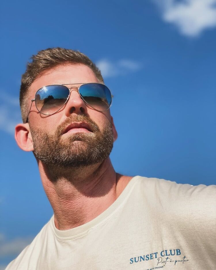 ���� 54884987 ������� ����, 35 ���, ���� ���������� � �������