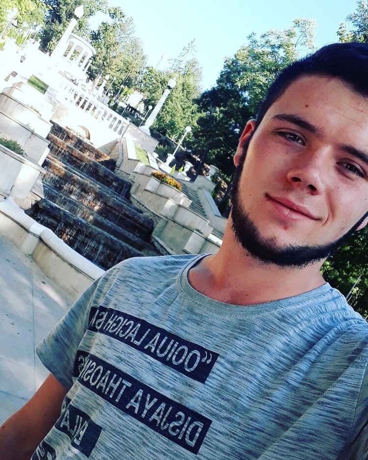  ,   Cristi, 24 ,   ,   , c 