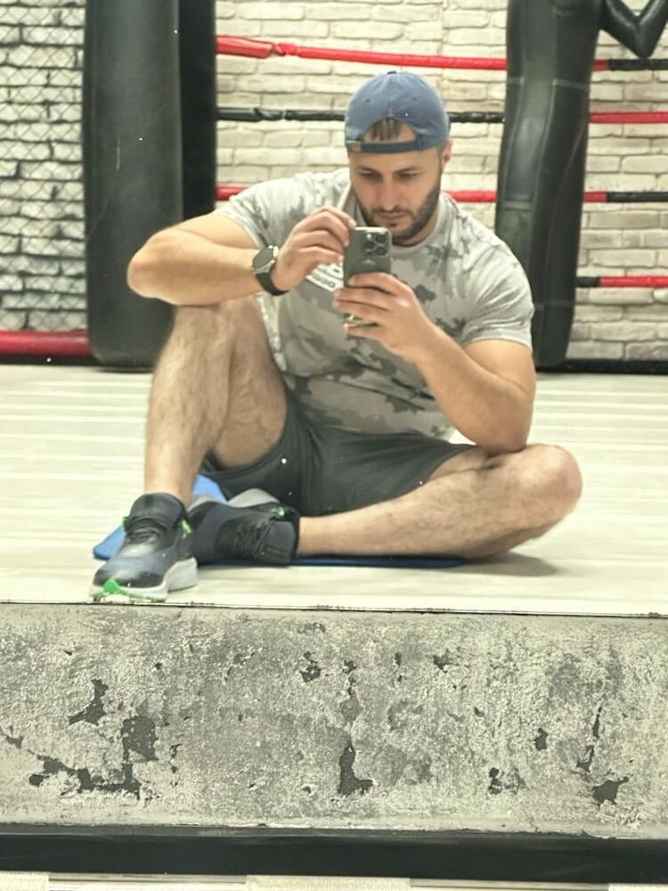 46571967  , 41 ,    