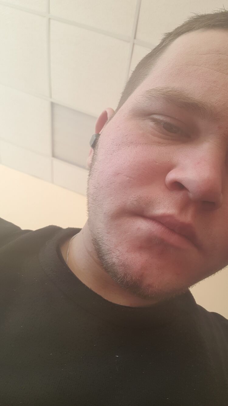  48534487  , 22 ,    