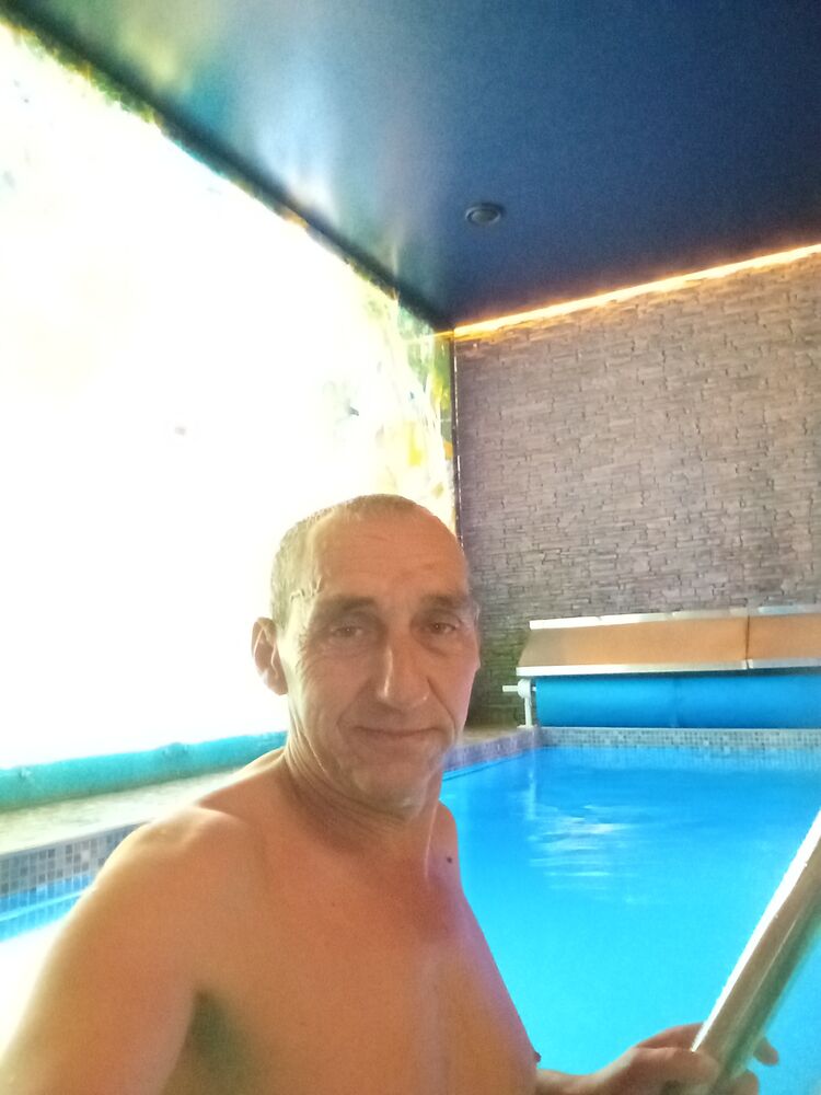  44398127  , 51 ,    