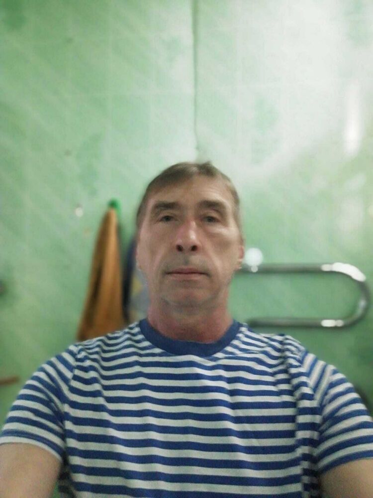  52695067  , 38 ,    