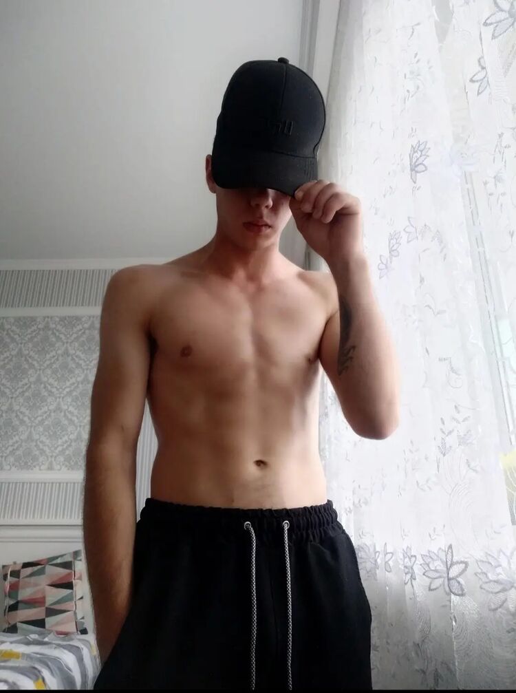  40975817  , 22 ,    