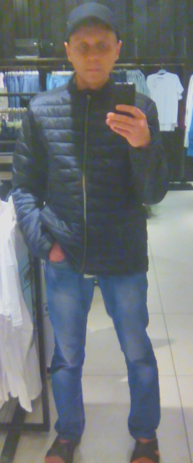  31741577  , 40 ,    