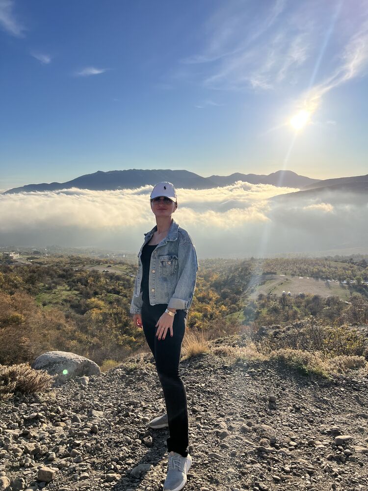  54455107  Lola, 48 ,    