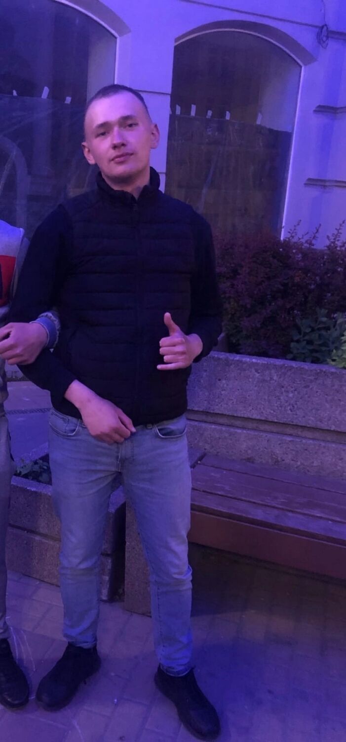  26844237  Evgeny, 24 ,    