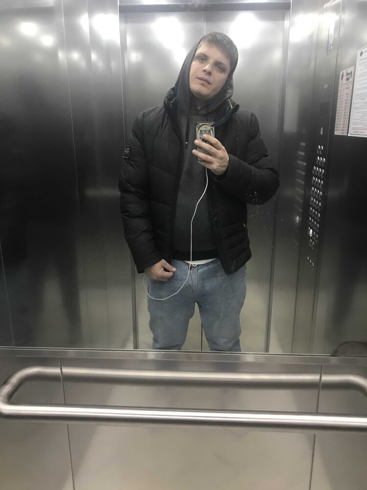  30735727  , 28 ,    