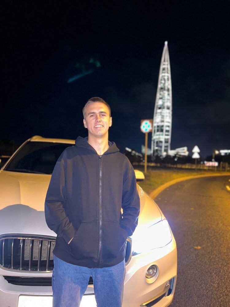  38553537  , 25 ,    -