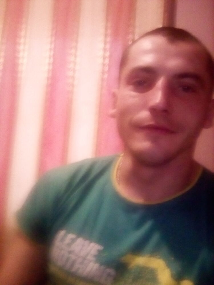  11066817  Ivan, 32 ,    