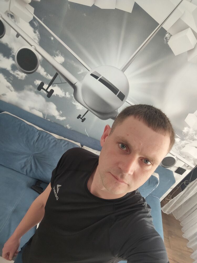  48303587  , 40 ,    