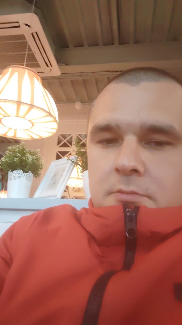  35931247  , 37 ,    