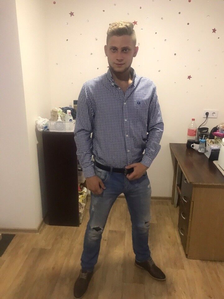  15758427  , 31 ,    