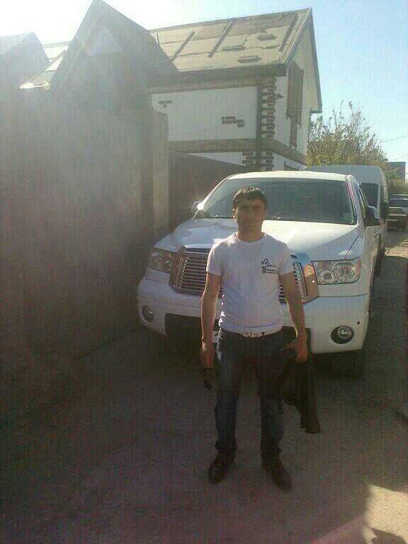  12754337  Alisher, 33 ,    