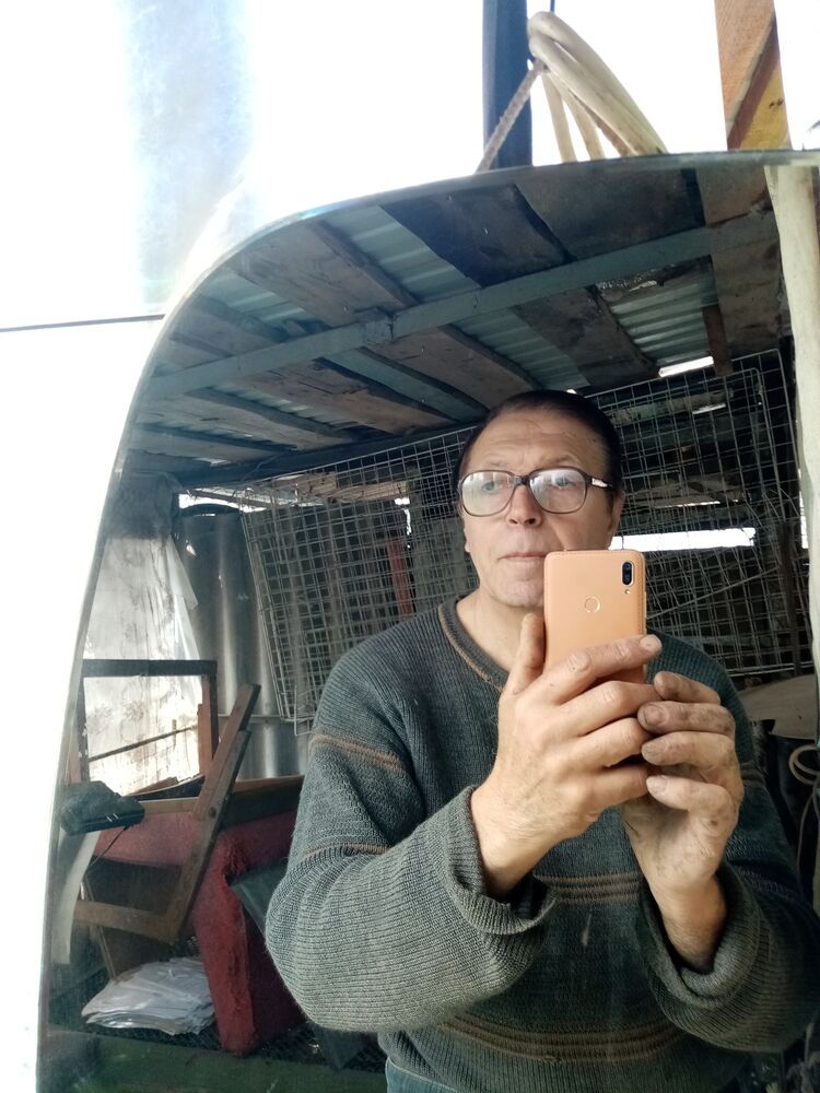  25847317  , 70 ,    