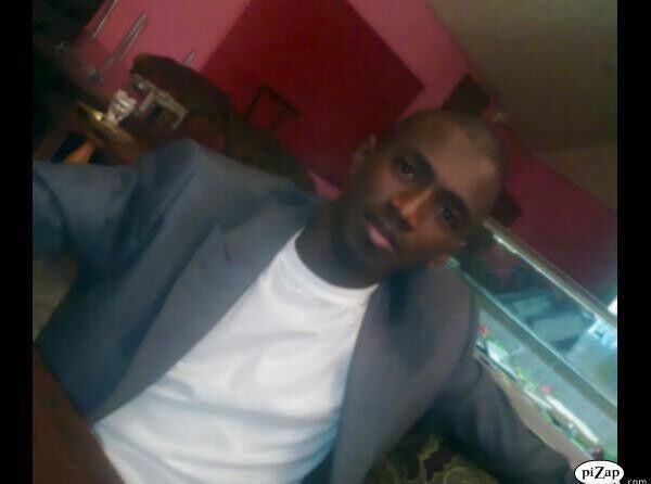  -,   Abbas, 32 ,   ,   , c 
