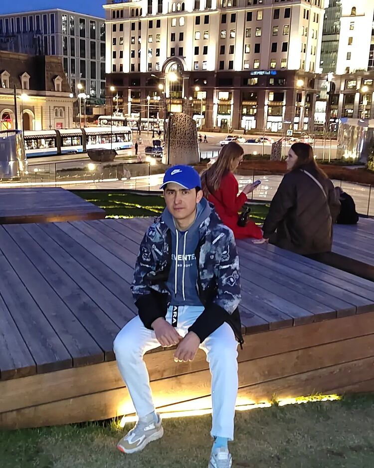  ,   Sanjarbek, 25 ,   ,   
