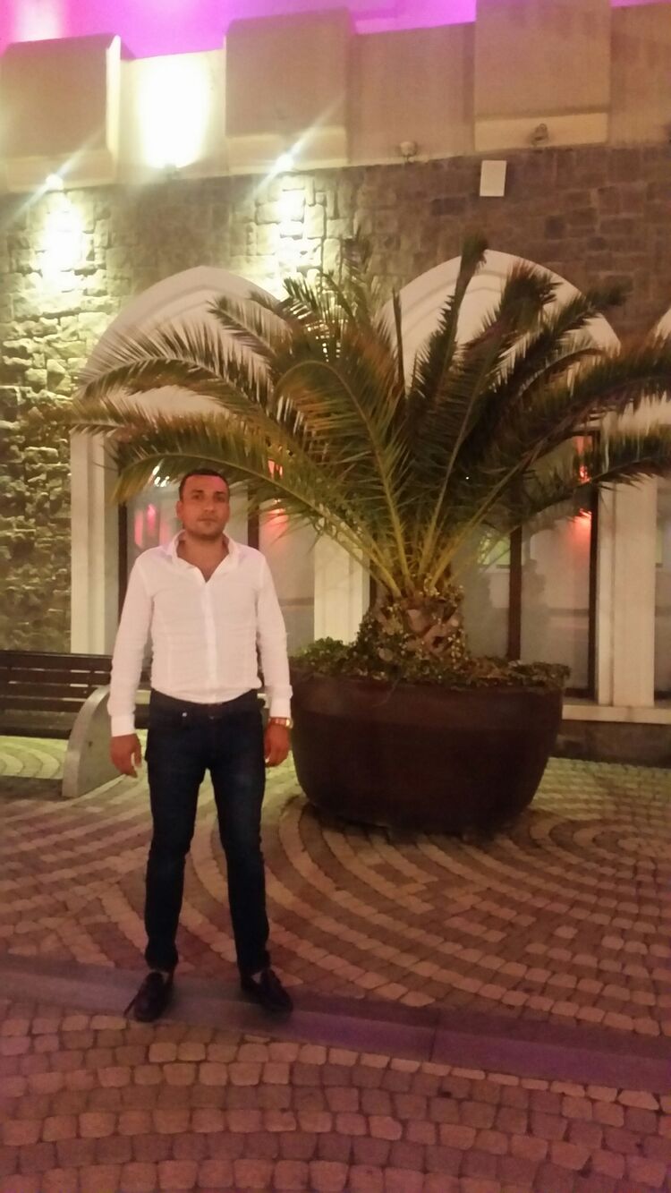  ,   Vlad, 36 ,   ,   