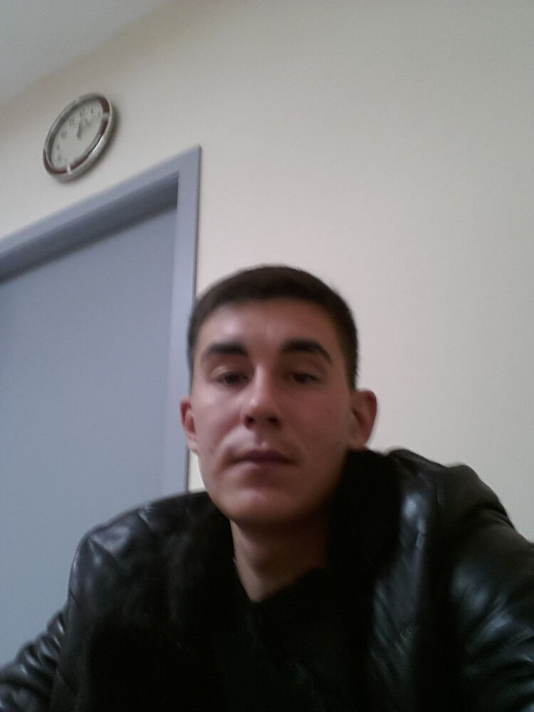  10664467  , 37 ,    
