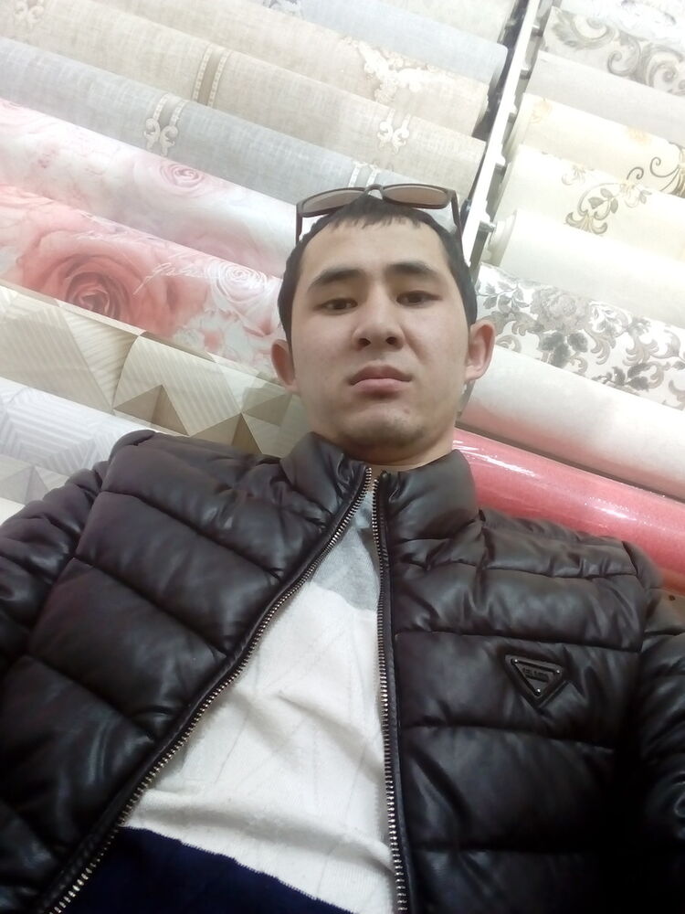  11829297  Arman, 32 ,    