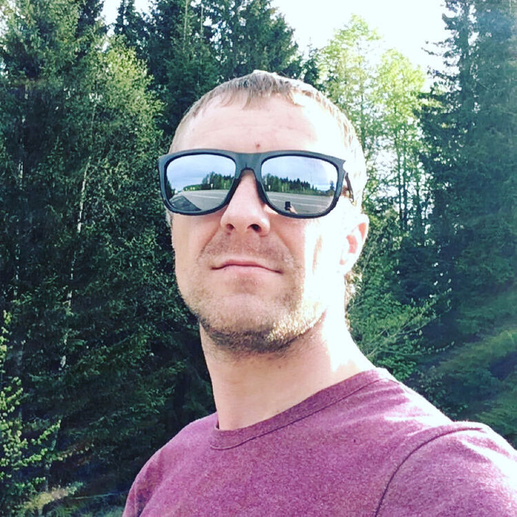  ,   Andrey, 40 ,   ,   