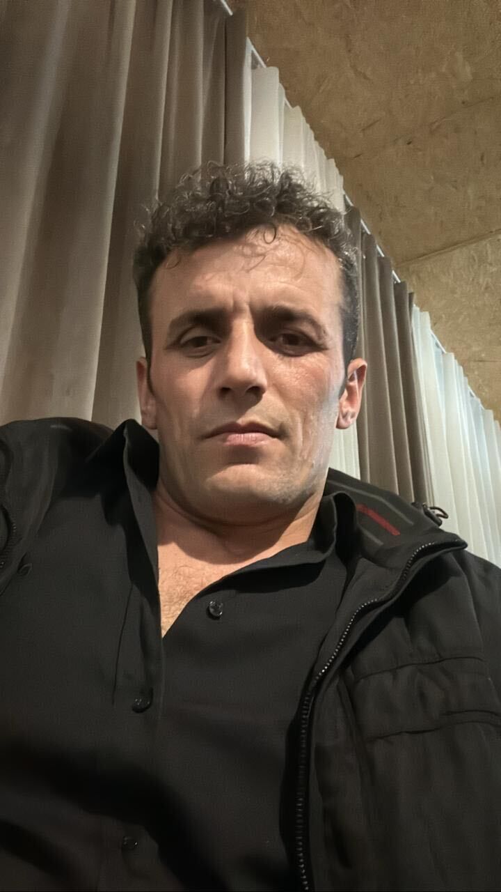  41365407  Kayahan, 39 ,    