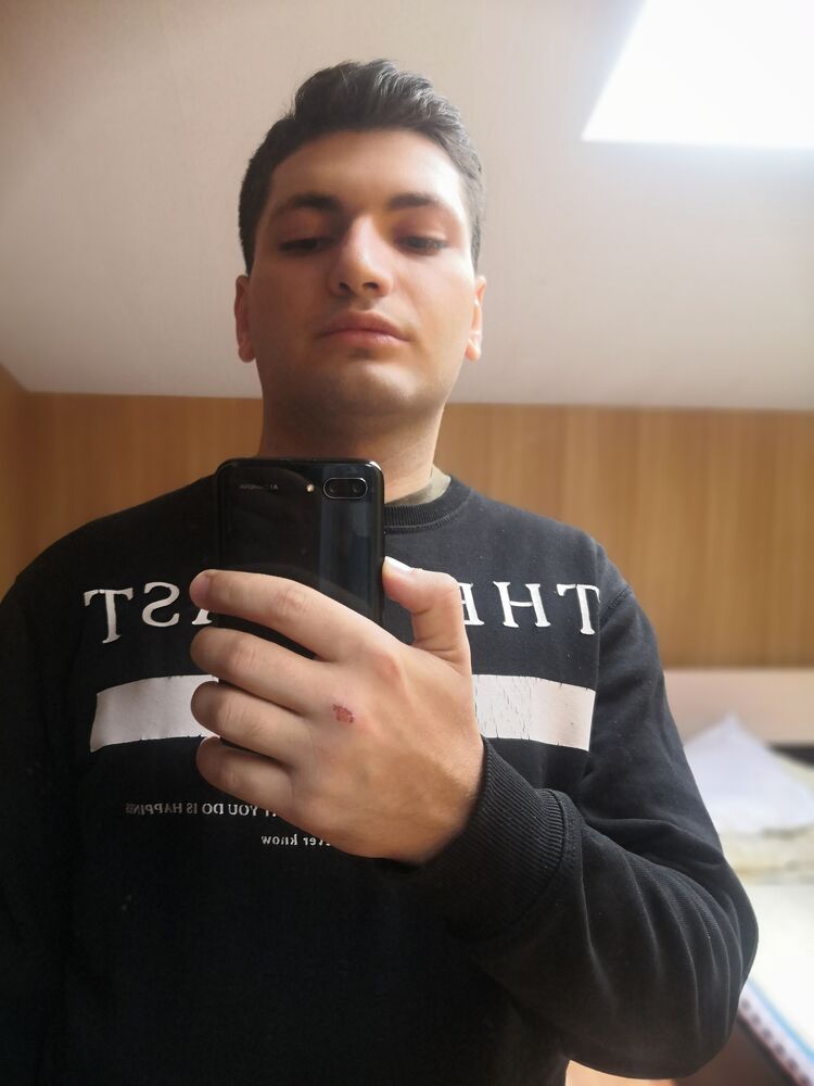  ,   Yuriy, 22 ,   ,   