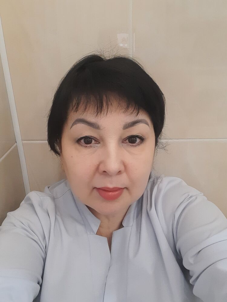  49407947  Albina, 51 ,    