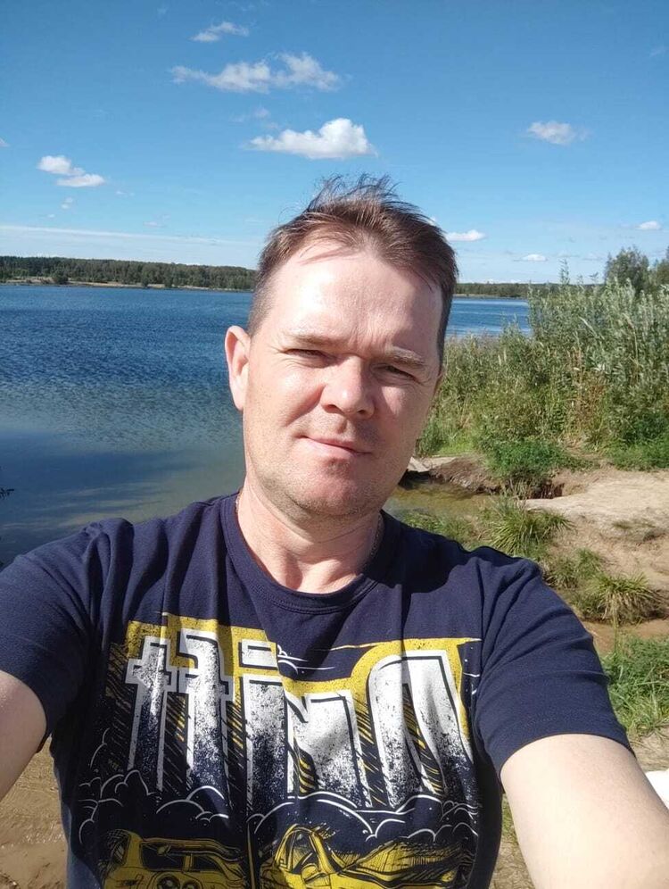  ,   Den, 40 ,     , c 