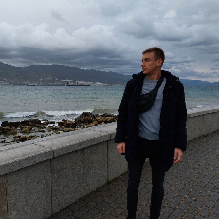  30782757  Grigory, 26 ,    